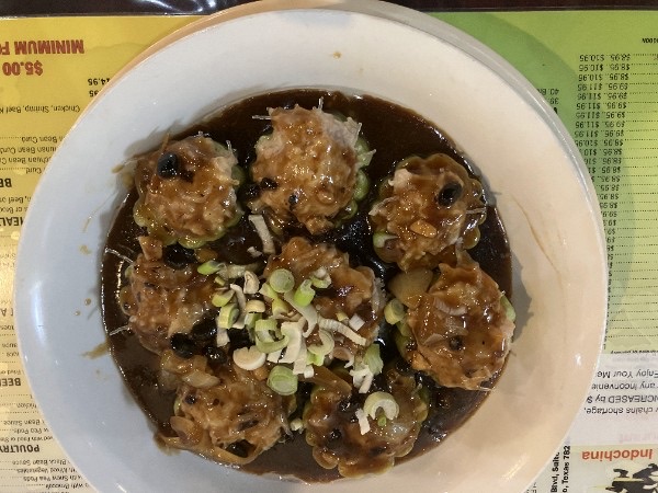 Dumplings in black bean sauce